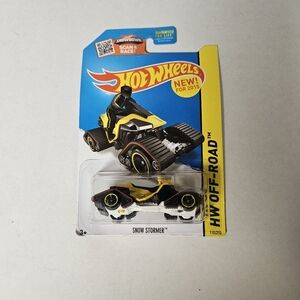 Snow Stormer Hot Wheels Black and‎ Yellow 2014